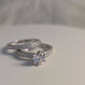 Elegant Silver Diamond Ring Set